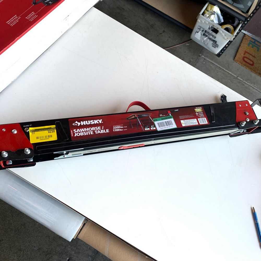 28.7 in *41.1 in steel saw horse and jobsite table 28.7 in *41.1 in steel saw horse and jobsite table